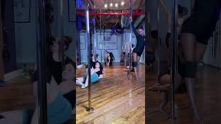 Experience Pole Fitness 💜 #unikamonae #polefitness #poledance #dance #explore #sports #foryou #fyp