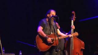 "Think It Over"...  Steve Earle & The Dukes 2016 chords
