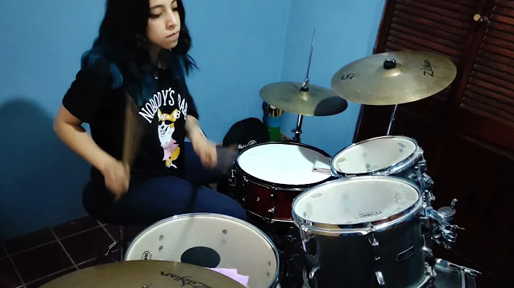Luz Saldivar/Muse-Br...  it to me drum cover