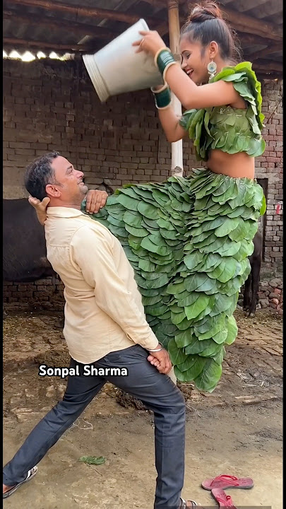 Karva Chauth viral video 👏🤩 gudiya urfi 2| #karvachauth #dance #bellydance #music  #shortvideo