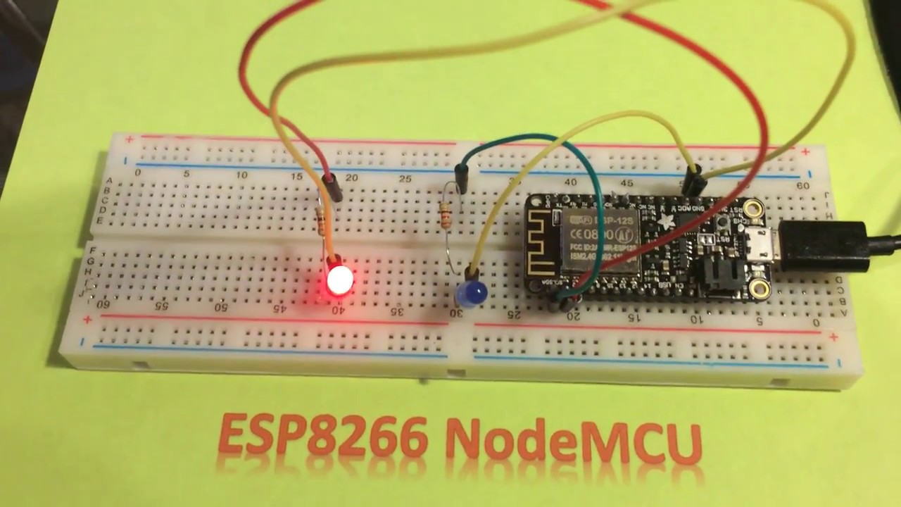 Adafruit ESP8266 Huzzah leds blink - YouTube