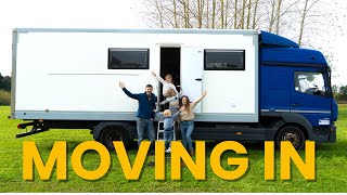 Family of 5 MOVE INTO LORRY to TRAVEL FULL TIME