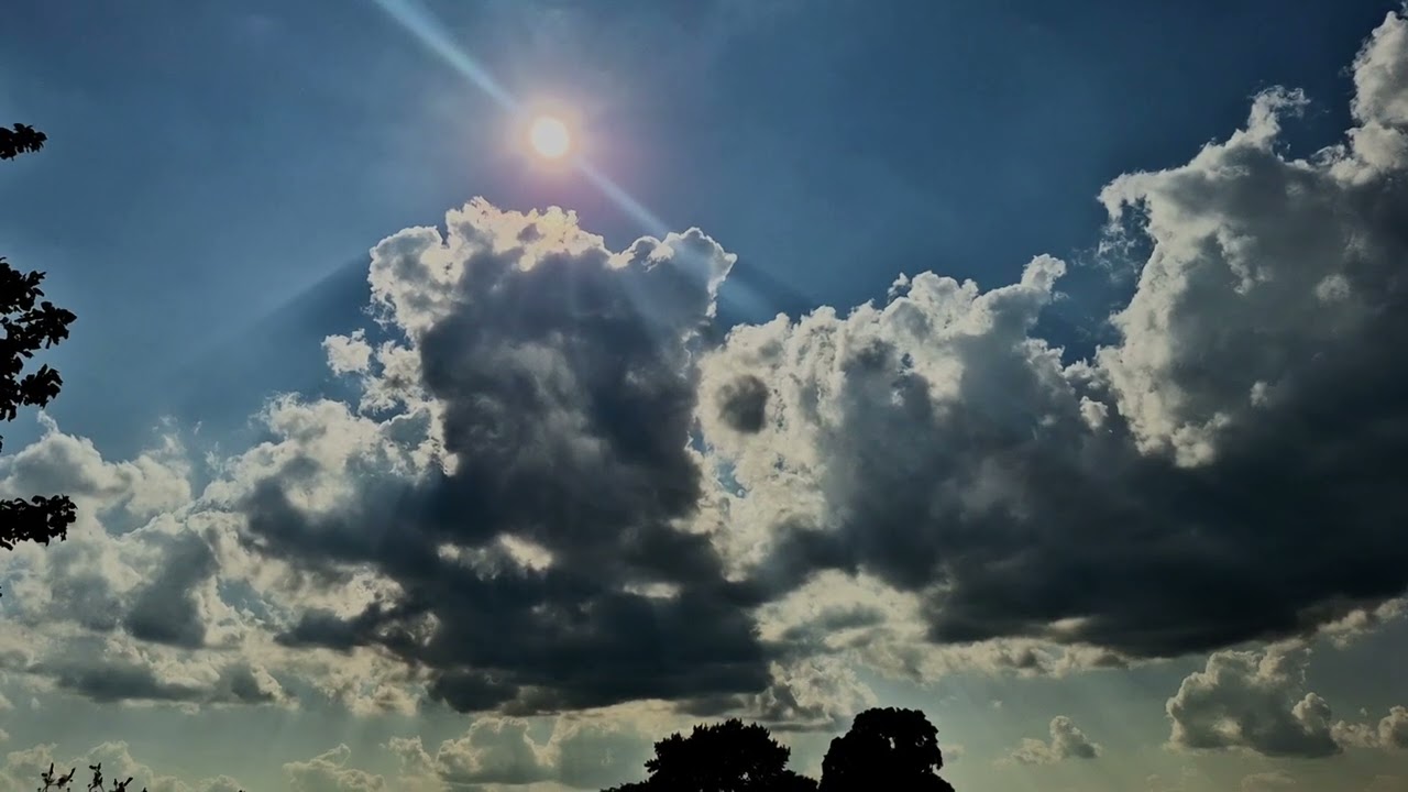 Backyard Dispay!💫💯🙏🧡🤔Enjoy your Evening Winter Solstice ☝️👽