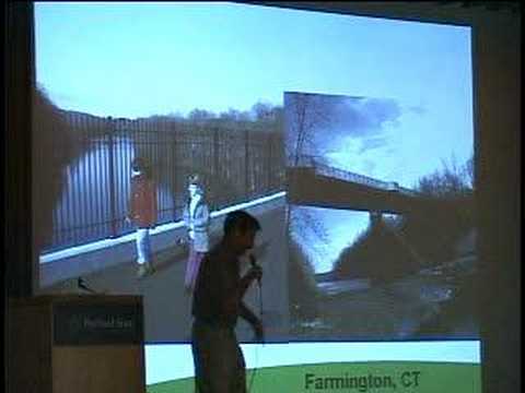 Mark Fenton at TrailLink 2007 (3) walking pez