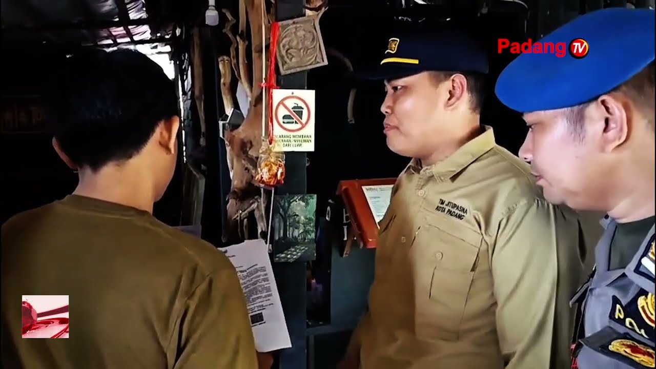 Satpol PP Padang Tertibkan Dua Warung Makan di Siang Hari Ramadan