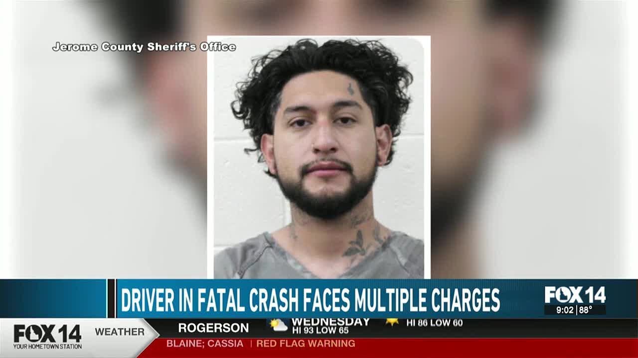 Man faces vehicular manslaughter charges after crash kills two people ...