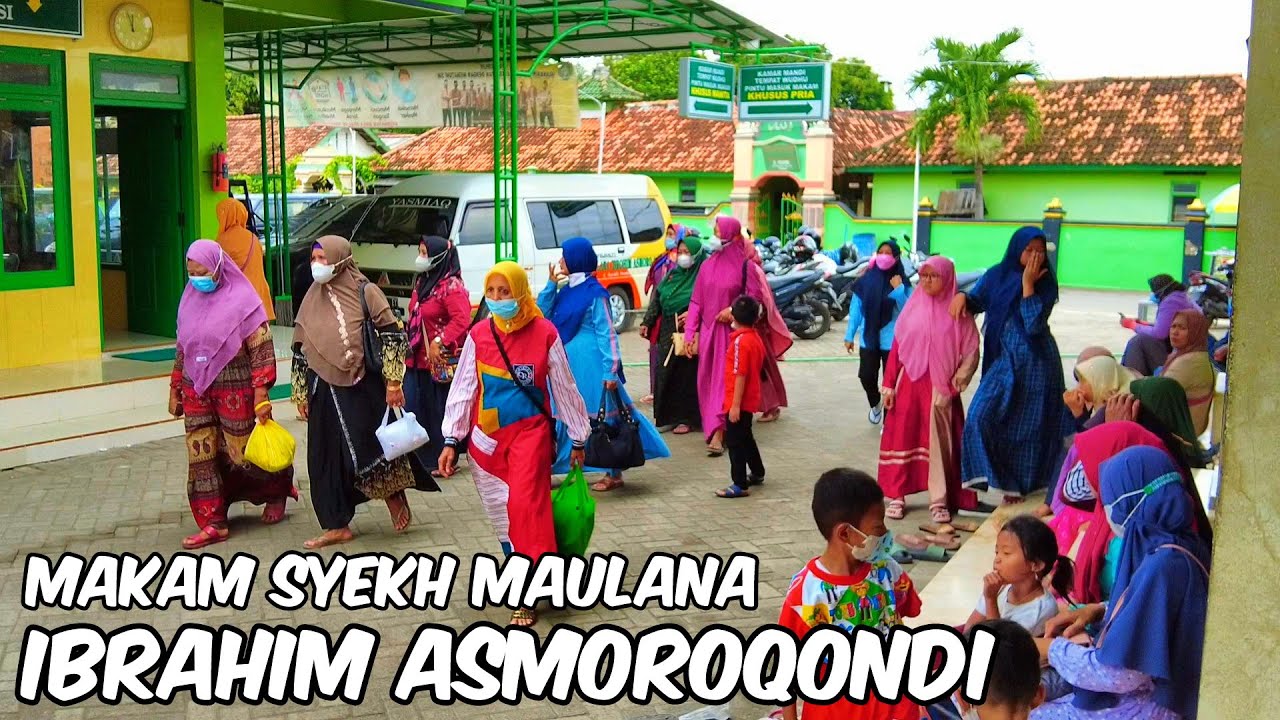 Ziarah Makam Syekh Maulana Asmoroqondi Tuban