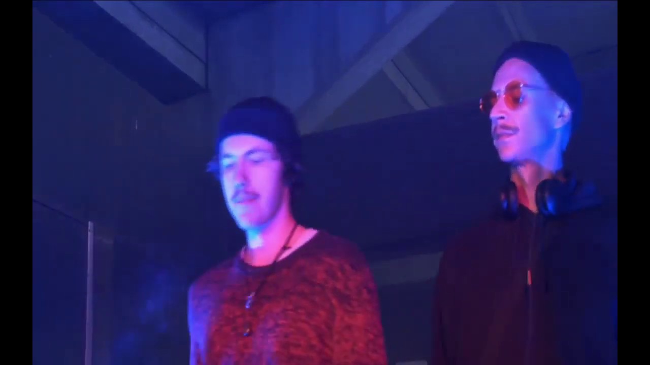 Uschowa - New Tribas Live Stream