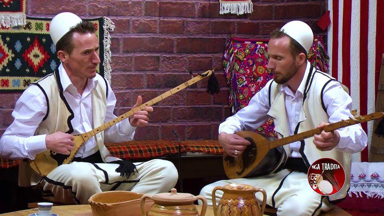 Watch Nexhmi & Nuhi Murati   Shkelqen dielli ne shpat e lugje on YouTube