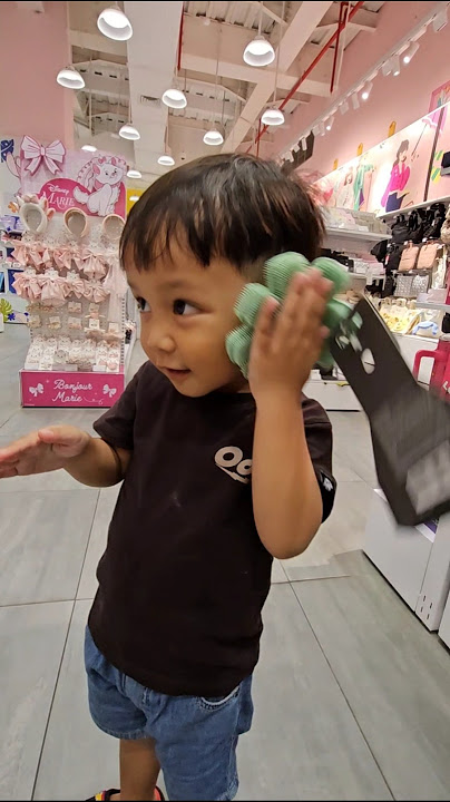 EH APA ITU YANG DITEMPELIN KE MUKA??? #trending #trendingshorts