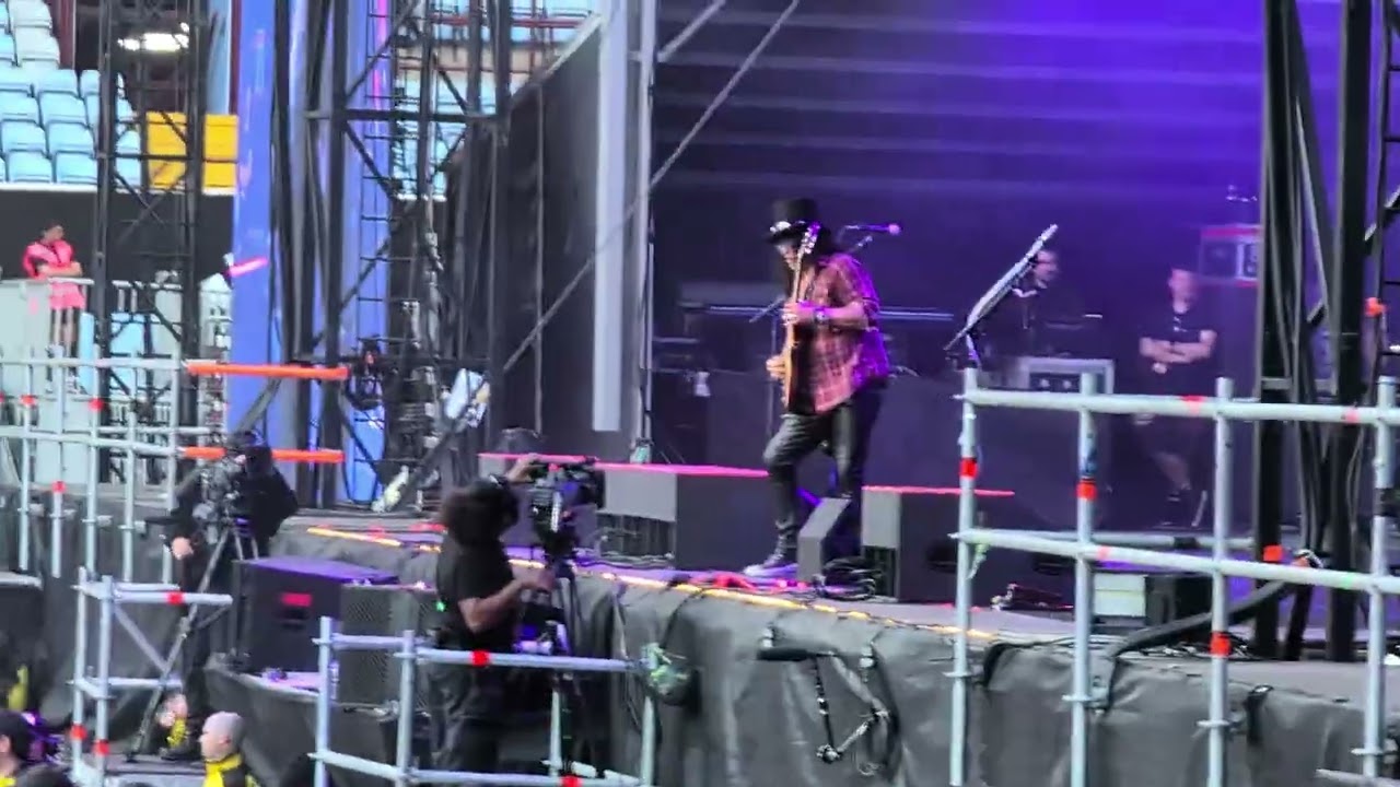 Guns N Roses - Coma (Villa Park Birmingham 23/06/25)