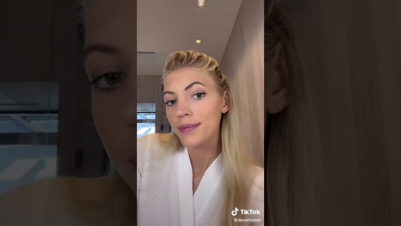 Devon Windsor - Model Get Ready