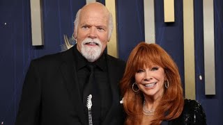 Reba McEntire Reveals New Details About Her ‘Nontraditional’ Wedding With Rex Linn