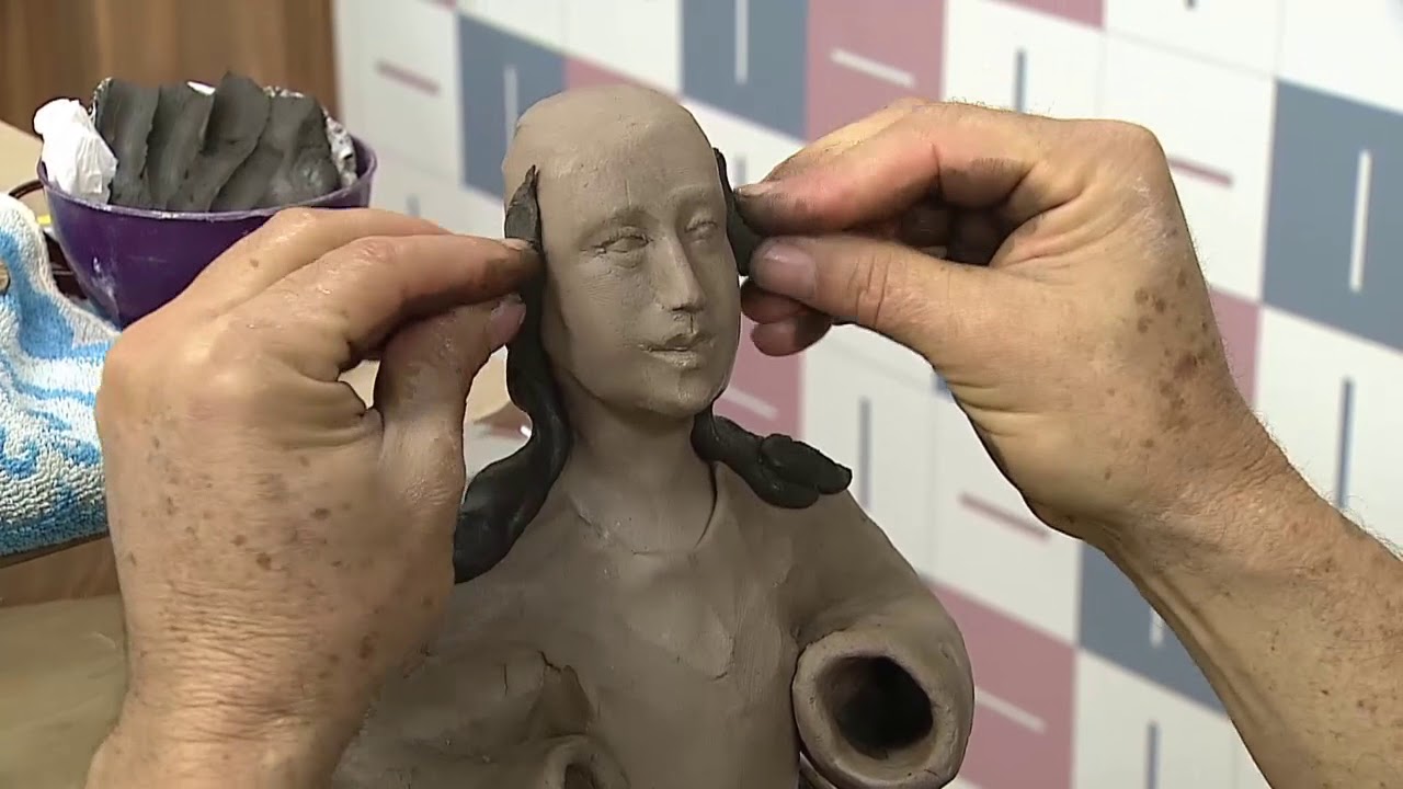 Wandecok (profº no Museu de Arte Sacra de SP) ensina a fazer uma escultura em argila! 22/08/2017