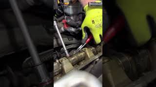 Land Rover Jaguar 5.0ltr broken injector removal.