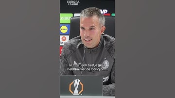 Van Persie gaat stuk om het antwoord van Driessen 😂 #VanPersie #Feyenoord #FEYVIL