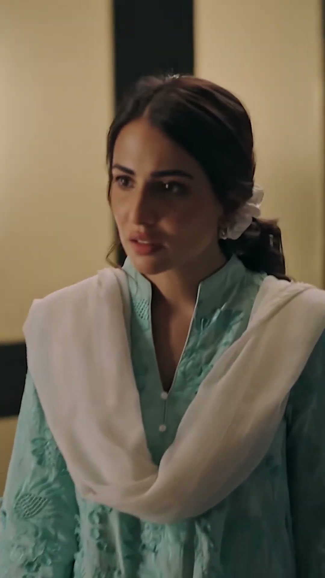 Kya Mein Aapki Qaidi Hoon...  #sheheryarmunawar  #ushnashah  #ayeishqejunoon  #shorts