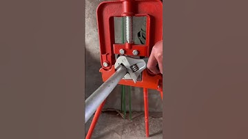 Simple and practical adjustable wrench #tools