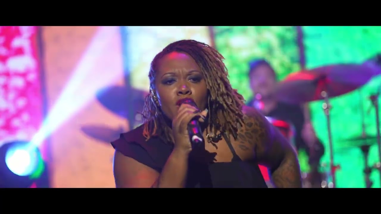 Graceland Ninjaz "Proud Mary"
