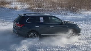 Взял последний Outlander с V6 - успейте купить в 2021! Лучший кроссовер Mitsubishi