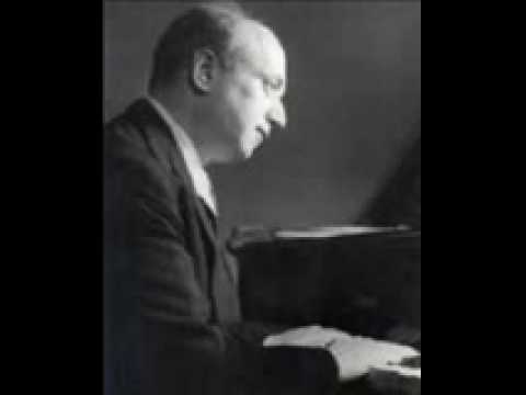 Watch Simon Barere plays Chopin Scherzo 3 in C# minor on YouTube