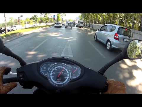 Trafikte Motosiklet (ENG Subtitle, Scooter Riding in Istanbul)