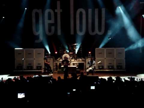 All Time Low opening and performing Keep the Change, You Filthy Animal at the first stop of the Bamboozle Roadshow in Columbia, Maryland, May 21st, 2010. They were playing in the wrong key for the first three songs, so if it sounds weird, that's why.
