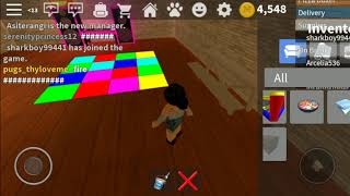 PARTY ISLAND IN *ROBLOX*