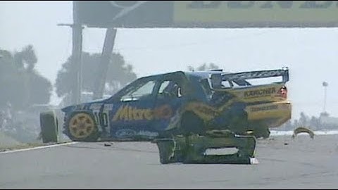 Supercars - Larkham Racing Crashes