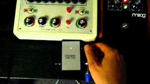 Strömer 555-CLK as clock for 4017 sequencer