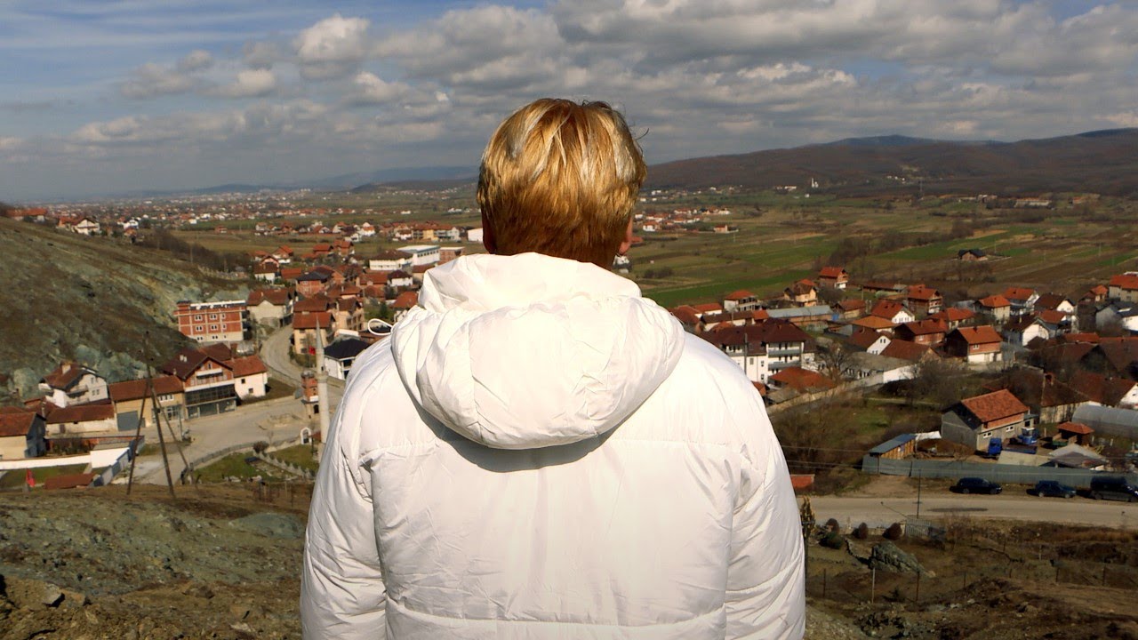 Kryetarja e fshatit i përvishet transformimit të Shalës