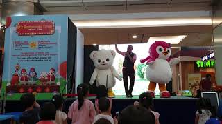 Badanamu: Bada And Jess At HarbourFront Centre Part 1