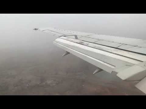 Canadian North B737-400 Landing in Iqaluit, Nunavut in Fog