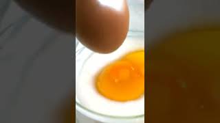 Сколько тут яиц?