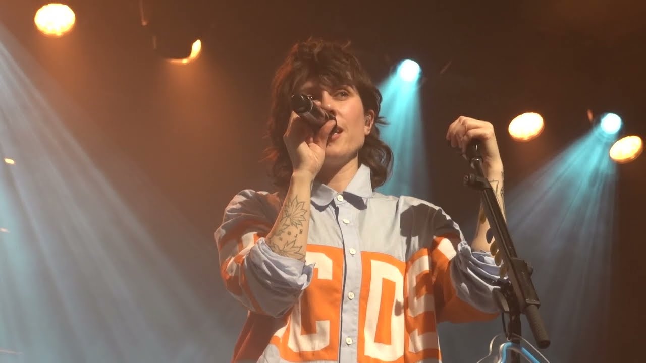 8/18 Tegan & Sara - Sara's Good Intro to Smoking Weed Alone @ Commodore Ballroom, Vancouver 11/20/22