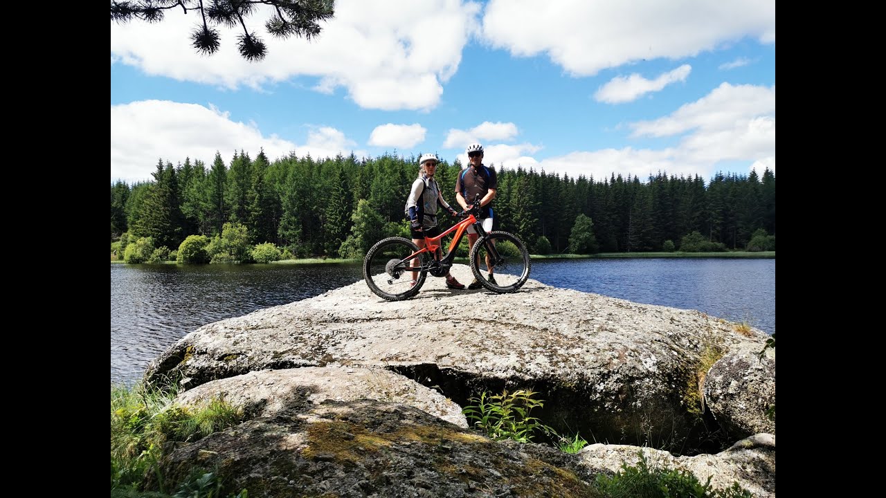 tour du lac de charpal en vtt