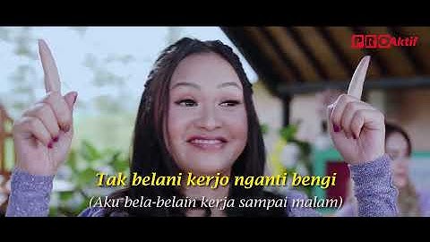 FDJ Emily Young Ft. Bajol Ndanu - Jamu Pegel Mlarat (Official Lyric Video)
