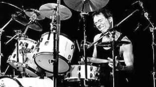 Vinnie Colaiuta...Must hear. chords