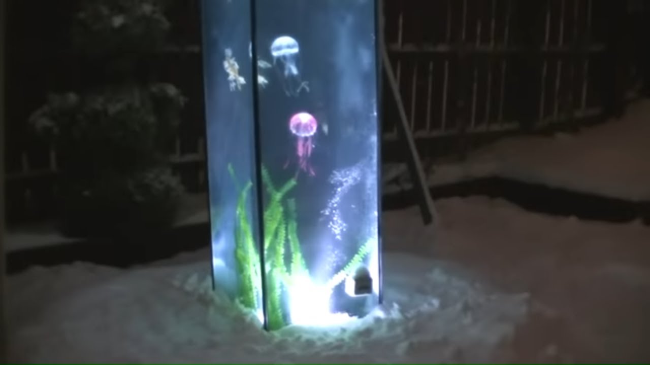 5ft Inverted aquarium / upside down fish tank with jellyfish & snow