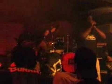 Blood Legion Live p2 auf YouTube ansehen