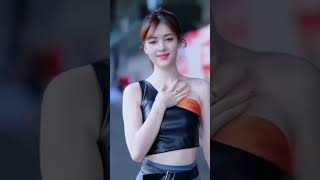 Elina Devia Fashion Show On The Street