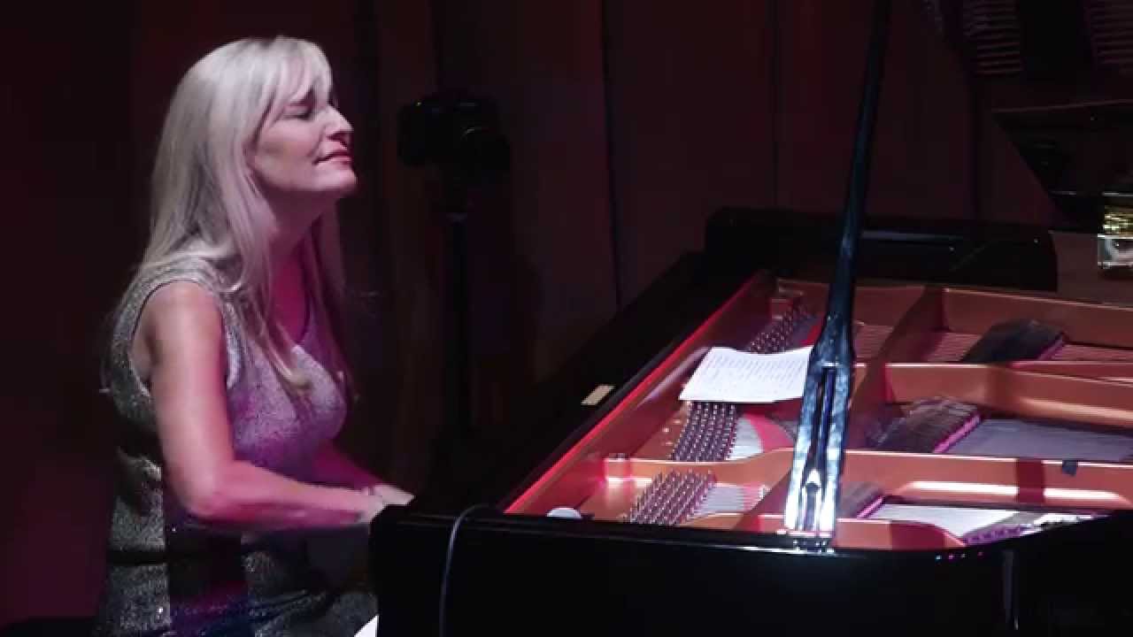 "So This is Love" - Lisa Hilton LIVE at Vibrato Jazz Club