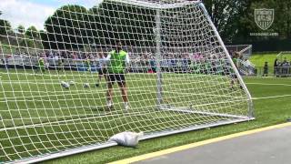 Hope Solo: Emerald City 'Keeper [Back Home]