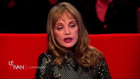 Arielle Dombasle, la mort de sa mère #ledivan