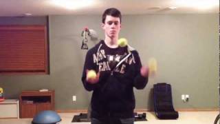 3 ball juggling-outside throw variations
