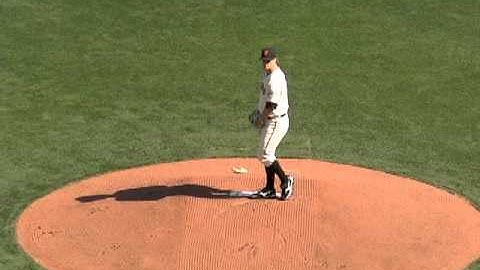 RHP Matt Cain mound warm-ups   CIMG1391.MOV