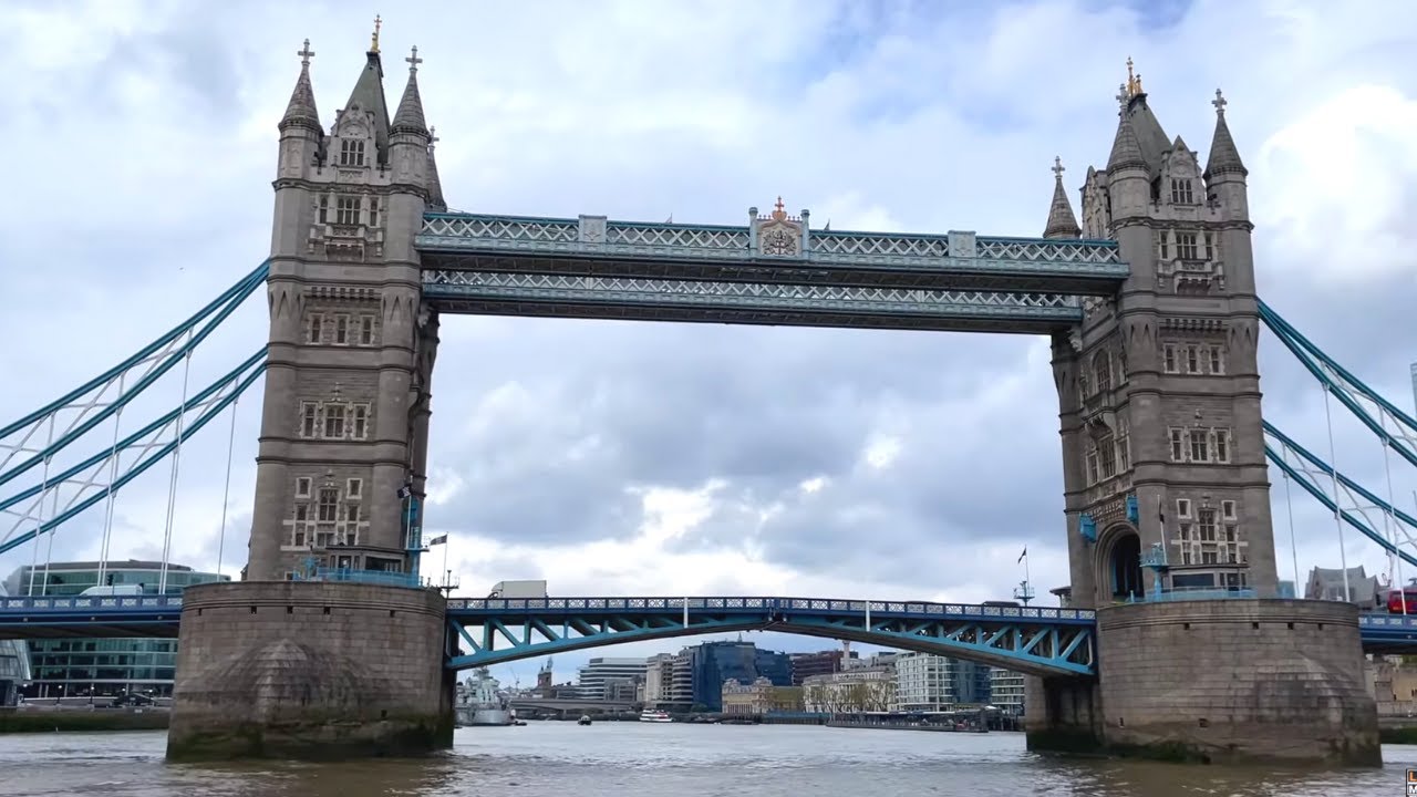 London Thames Clipper Boat TOUR | River Cruise from London EYE to Canary Wharf