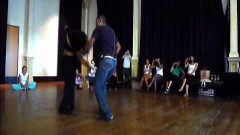 ZOUK Improvisation by Alex de Carvalho and Daniela Wergles - Brazil Central/2009