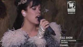 lily allen - not fair (fashion world) Resimi