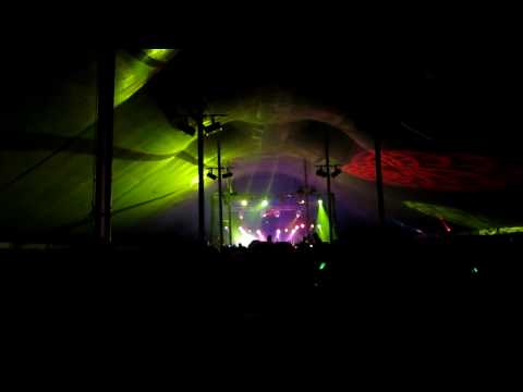 (HD) Barbara Streisand! Aeroplane at Camp Bisco 9,...